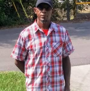 Meet your Posher, Lawrence